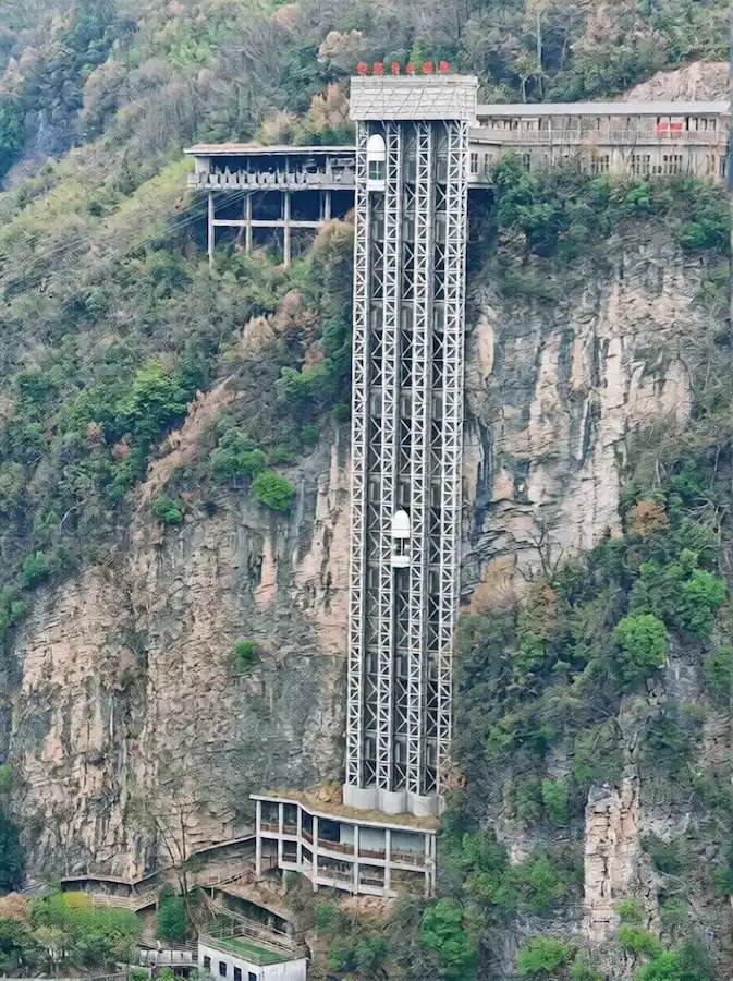 Zhangjiajie Grand Canyon High-Altitude Zipline Project