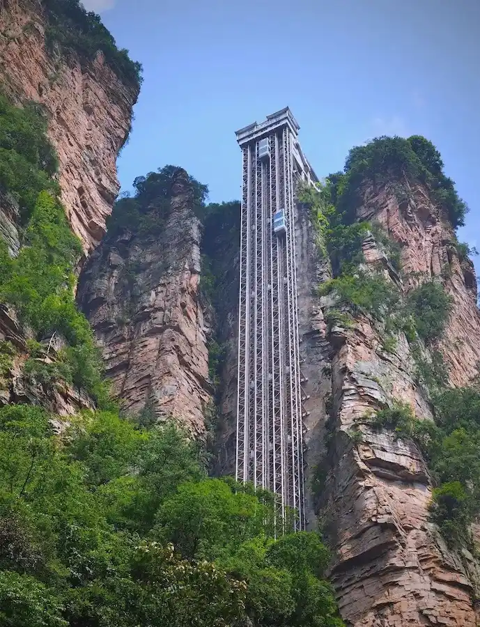 bailong elevator in zhangjiajie china