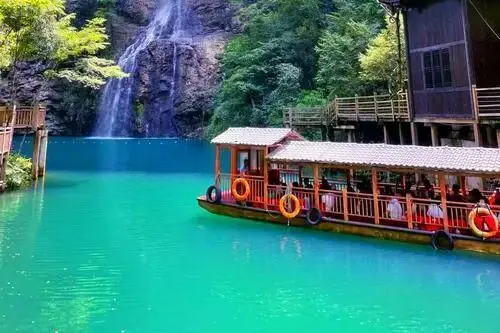 Canyon waterfall cruise in Zhangjiajie Grand Canyon Scenic Area