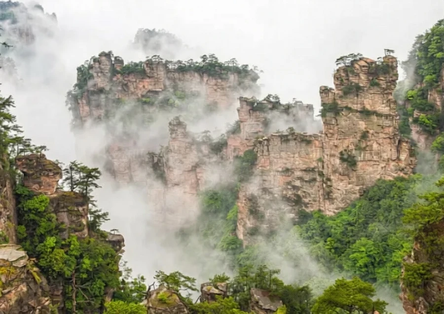 Avatar Mountains Zhangjiajie China:Tianmen Mountain in Zhangjiajie