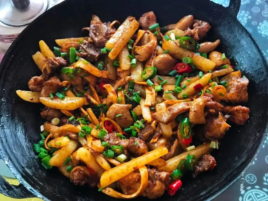 Zhangjiajie's Tujia Three-in-One Pot