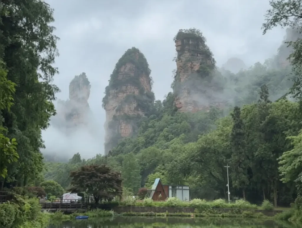 Summer rainy season hiking in Zhangjiajie national forest best time to visit