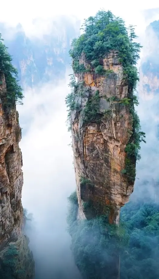 Qiankunzhu — Avatar Hallelujah Mountain at Yuanjiajie, Zhangjiajie 1 day itinerary highlight